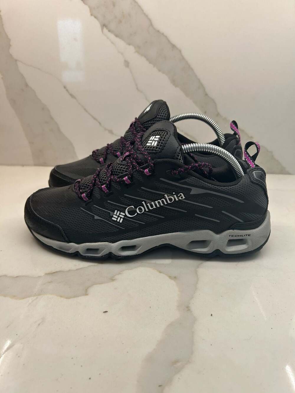 Women's Size 9 Columbia Omni Grip Techlite Black Purple Lace up Hiking Shoes